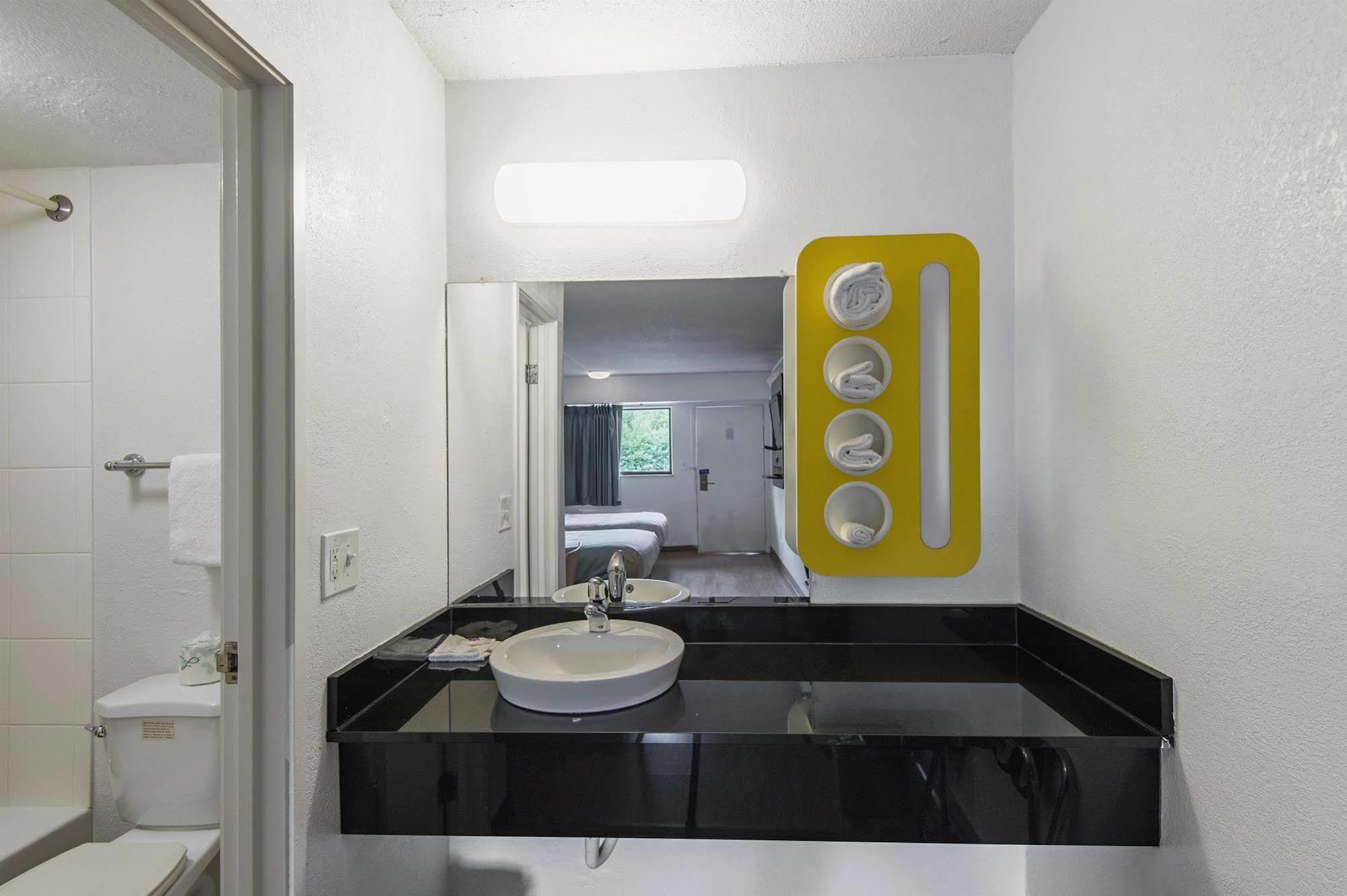 Motel 6-Overland Park, Ks Екстериор снимка